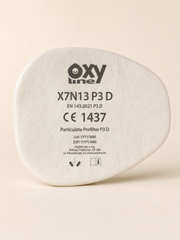 Detail predfiltra P3 Oxyline X7N13 s čitateľným označením a značkou CE